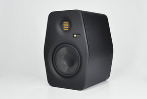 Baboon 6 – active studio monitor in black