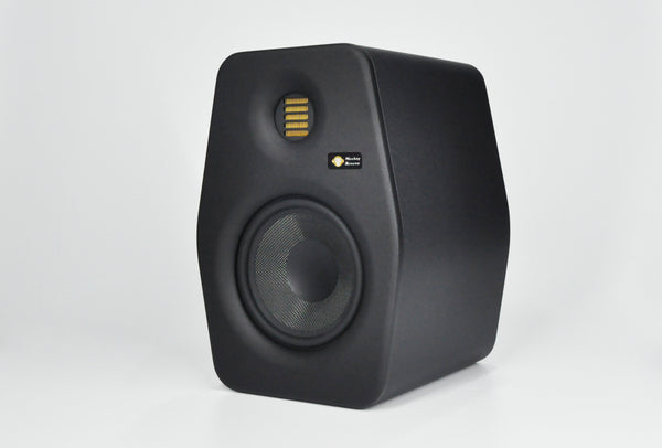 Baboon 6 – active studio monitor in black